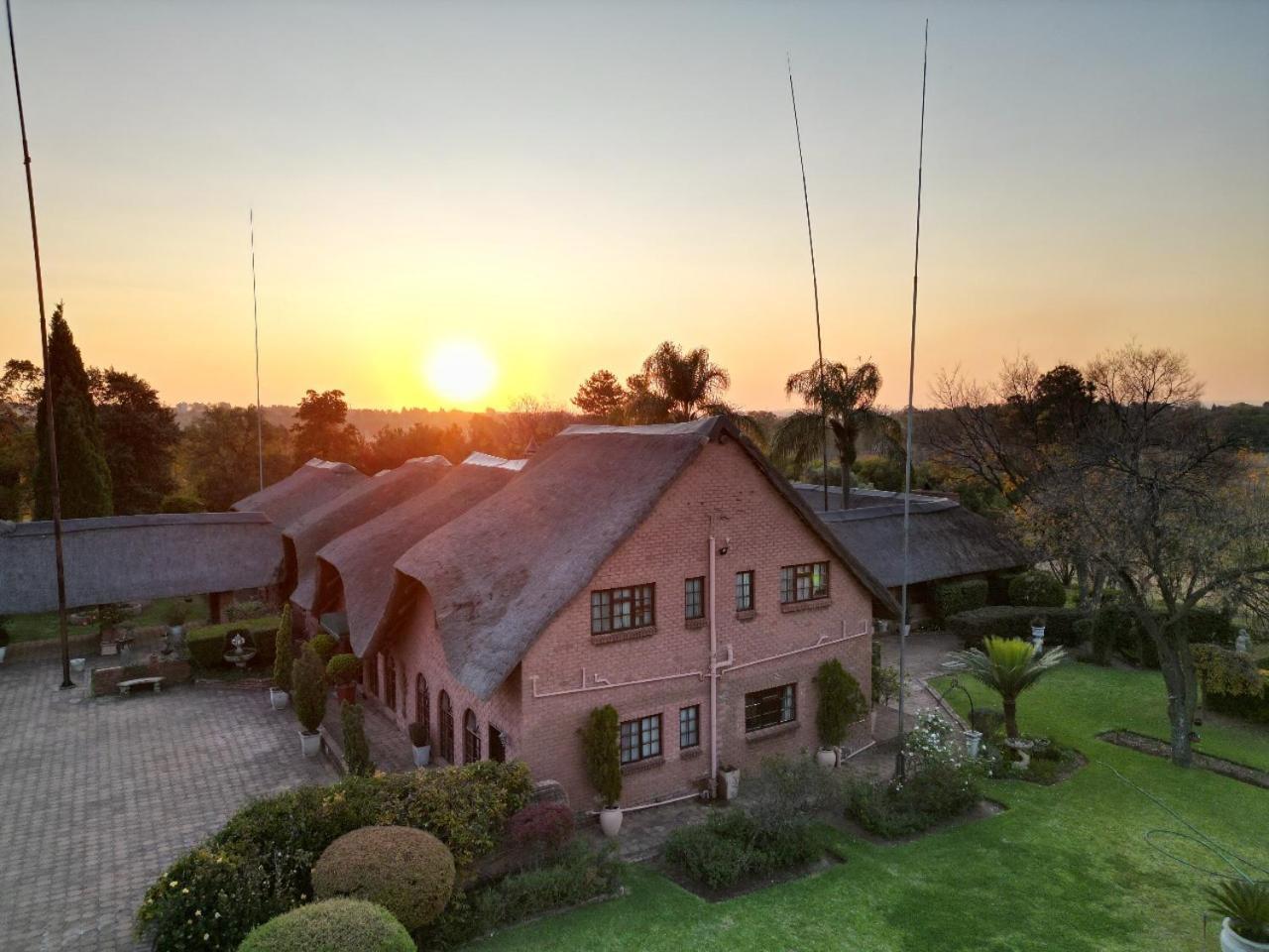 Owls Loft Guest House Midrand Ngoại thất bức ảnh
