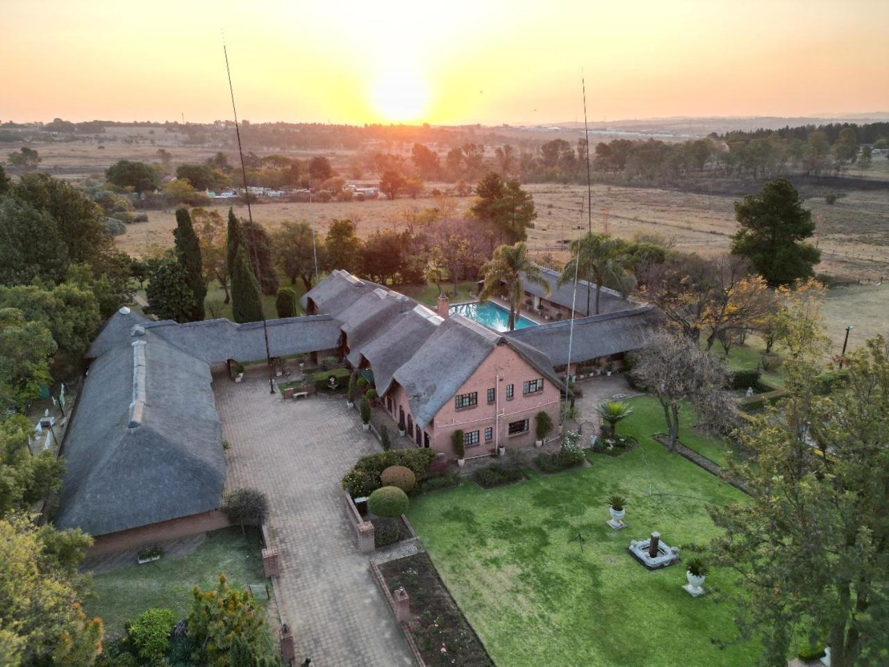 Owls Loft Guest House Midrand Ngoại thất bức ảnh